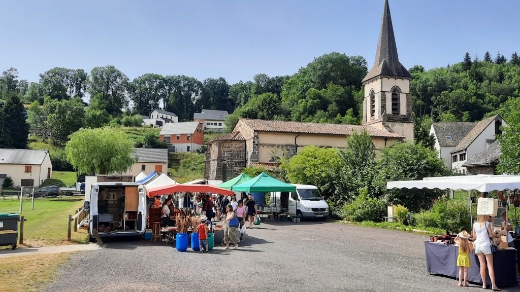 marché aydat 1